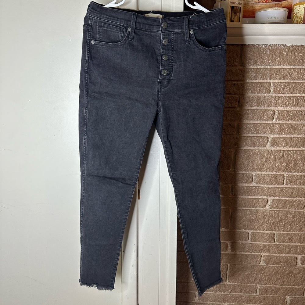 Madewell Petite High-Rise Skinny Jeans in Berkeley Black